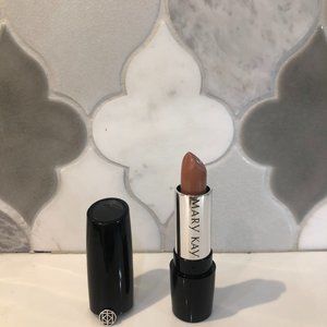 Mary Kay Gel Semi-matte lipstick subdued nude